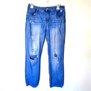 D. jeans distressed jeans